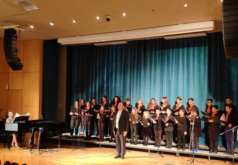 Στα Φάρσαλα η παιδική χορωδία “musicArte”