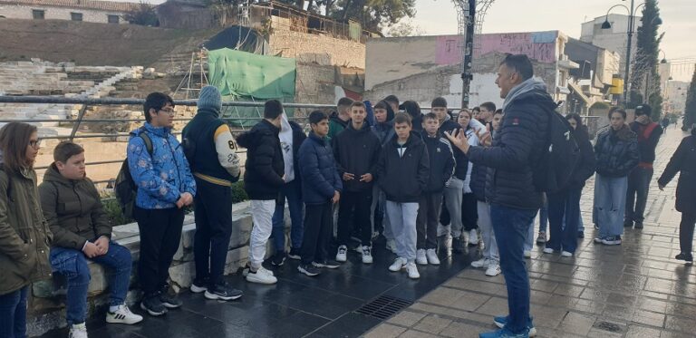 Το 1ο Γυμνάσιο Τυρνάβου σε διαδρομές φύσης και πολιτισμού στη Λάρισα