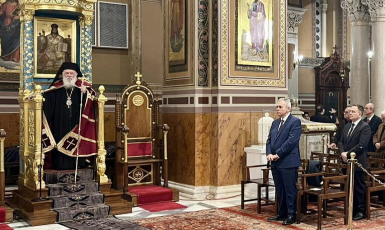 Μ. Χαρακόπουλος: Τα Χριστούγεννα ευκαιρία περισυλλογής για τον σύγχρονο τρόπο ζωής