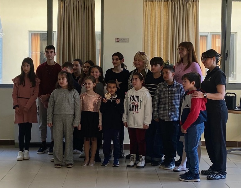 Κάλαντα στο Δήμαρχο Τυρνάβου και στο Απολλώνειο –  Συμβολικές δράσεις του Συλλόγου Απανταχού Αποδήμων Σκαμνιωτών «Ο Όλυμπος»
