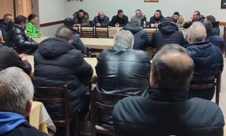 Κινδυνεύει να αφανιστεί το αμύγδαλο