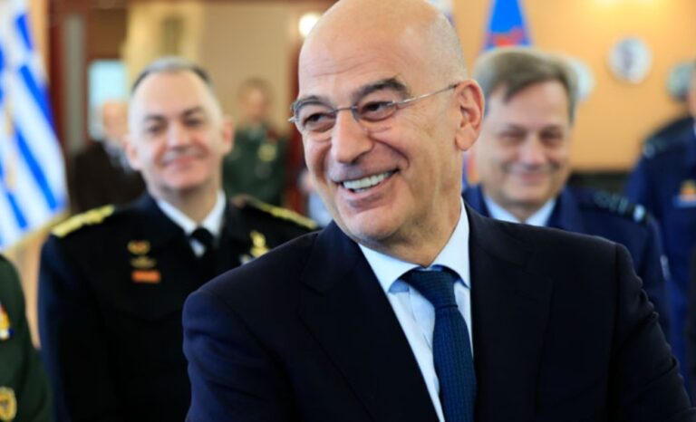 Εκτακτες κρίσεις σε ταξίαρχους και συνταγματάρχες με τροπολογία Δένδια