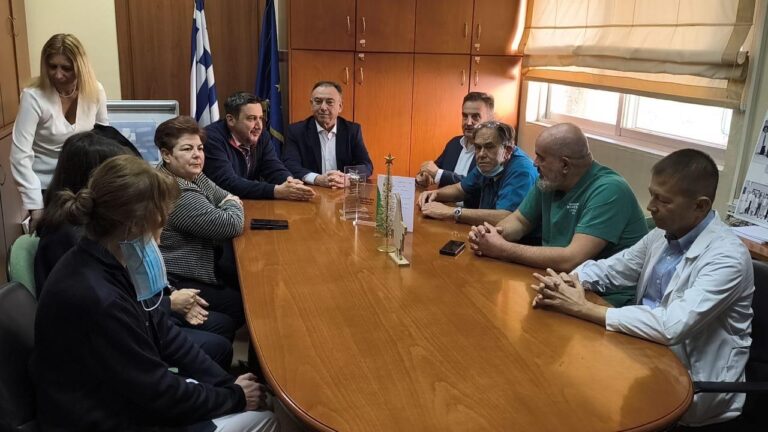 Στο Γενικό Νοσοκομείο Λάρισας, ο Χρήστος Κέλλας