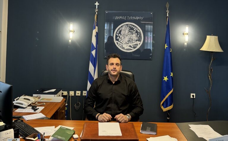 Στ. Τσικριτσής: Αυτά που δεν έκαναν στο δήμο Τυρνάβου οι προηγούμενοι, εμείς τα κάνουμε με πολύ δουλειά, τρέξιμο και συγκρούσεις