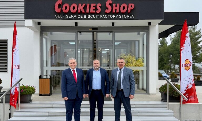 Μ. Χαρακόπουλος: Παγκοσμίως πρότυπο το “πράσινο” εργοστάσιο μπισκοτοποιίας “ΒΙΟΛΑΝΤΑ” στη Λάρισα