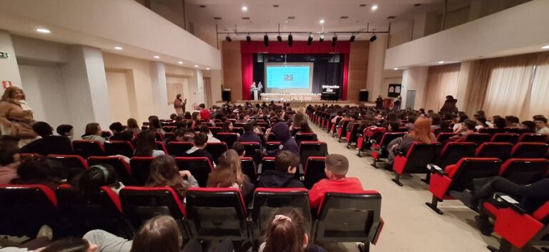 Ο Αντιπεριφερειάρχης Παιδείας στην 1η Γαστρονομική Εκδήλωση του 4ου Δημοτικού Σχολείου Λάρισας