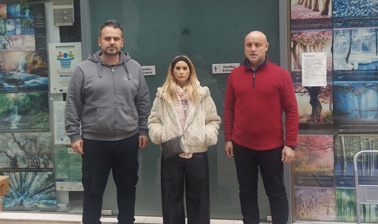 Θεατρική παράσταση με σκοπό την ενίσχυση του Κοινωνικού Παντοπωλείου του Δήμου Λαρισαίων
