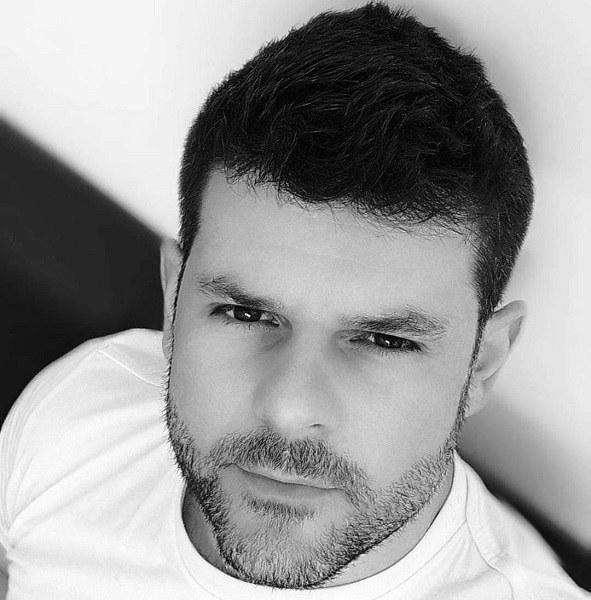 Ο εικαστικός Χρίστος Χαλικιάς εκθέτει στην «GALLERY OF PYTHIAS»