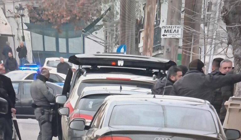 Εγκλημα στους Γόννους Λάρισας: Σε εξέλιξη επιχείρηση για τη σύλληψη του δράστη (φωτο)