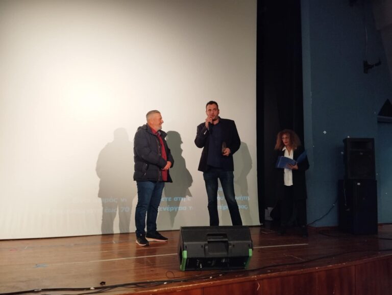 Δείτε φωτορεπορτάζ από τη βραδιά μνήμης του Τυρναβίτικου καρναβαλιού