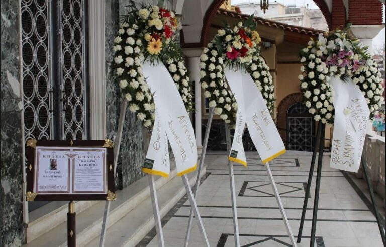 Πάνδημη οδύνη και πολλά ερωτήματα στην κηδεία του 39χρονου Βασίλη Καλογήρου