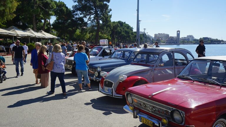 Οι Φίλοι Ιστορικού Οχήματος Βόλου κόβουν την πίτα τους στο Valis  Resort στην Αγριά