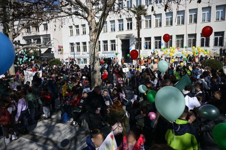 Επιτυχής υλοποίηση της δράσης “Ένας κόσμος χωρίς βία ξεκινά από τα σχολεία” της Δ.Π.Ε. Λάρισας