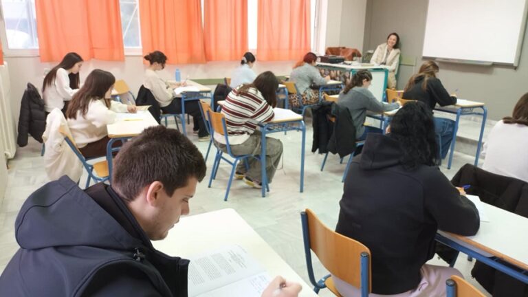 Μηχανογραφικό 2025: Ποια τμήματα των ΑΕΙ προσφέρουν πτυχίο και μεταπτυχιακό μαζί