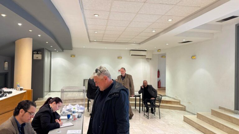 Σε εξέλιξη οι εκλογές στον Σύλλογο Αμβυκούχων – Αμπελοκαλλιεργητών δήμου Τυρνάβου