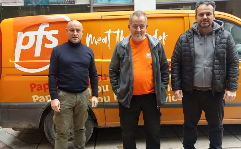 Προσφορά από την PFS Papageorgiou Food Service στο Κοινωνικό Παντοπωλείο του Δήμου Λαρισαίων