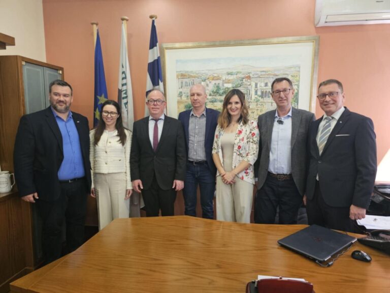 Επίσκεψη του Εμπορικού και Βιομηχανικού Επιμελητηρίου του Krusevac της Σερβίας στο Επιμελητήριο Λάρισας