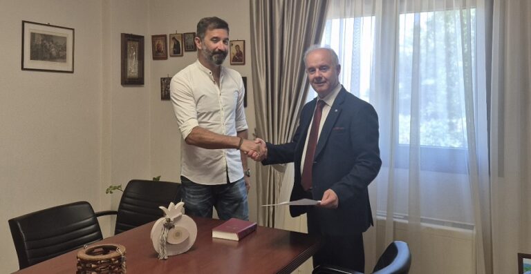 Ορκίστηκε ο νέος δ.σ. του δήμου Τεμποών Αθ. Ζησόπουλος στη θέση του εκλιπόντα Μιχ. Αβέλλα