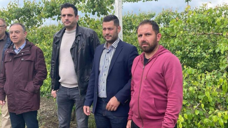 Στ. Τσικριτσής σε Χρ. Κέλλα: Ξεκίνησε η εβδομάδα των παθών για τους αγρότες του δήμου Τυρνάβου
