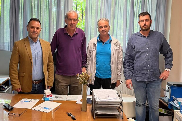 Παραδόθηκε από τον Δήμο Κιλελέρ σύγχρονος ηλεκτρονικός εξοπλισμός στο Λύκειο Νίκαιας