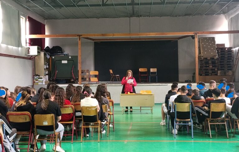 Περιβαλλοντική δράση στο Γυμνάσιο Μακρυχωρίου με θέμα το νερό και τη λειψυδρία