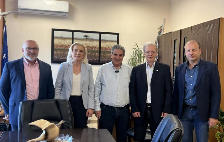 Στενή συνεργασία Δήμου Φαρσάλων και Οργανισμού Διαχείρισης Υδάτων Θεσσαλίας για την επικείμενη αρδευτική περίοδο