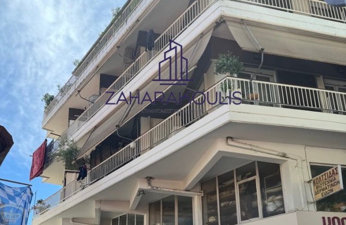 Ενοικιάζεται δίχωρη γκαρσονιέρα στη Λάρισα