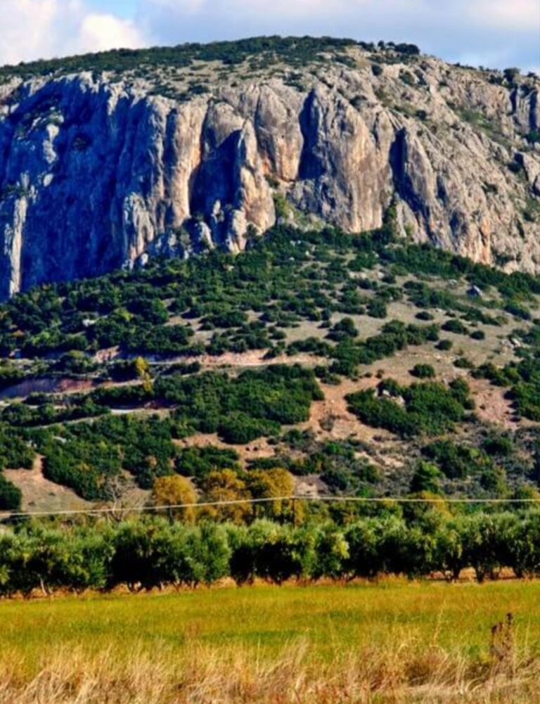Η αρχαιότερη ανθρώπινη κατασκευή που έχει ανακαλυφθεί είναι τρεις φορές παλαιότερη από τη Μεγάλη Πυραμίδα της Αιγύπτου — με ηλικία τουλάχιστον 23.000 ετών — και βρίσκεται στη Θεσσαλία!