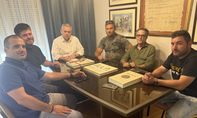 Αγρότες σε Μ. Χαρακόπουλο: Και έγκυες να ήμασταν θα είχαμε γεννήσει μετά από τόσο καιρό στο περίμενε…
