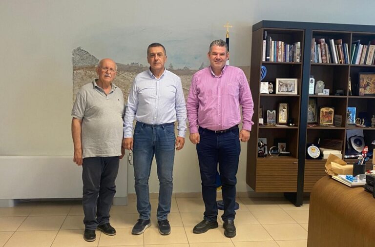 Συνάντηση του περιφερειάρχη με το Ελληνικό Δίκτυο Δήμων με Ποτάμια
