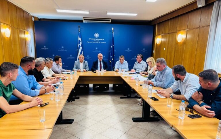 Έρχονται πληρωμές για τις ζωοτροφές στους Θεσσαλούς κτηνοτρόφους