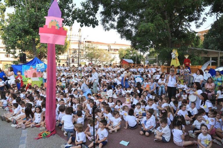 Δήμος Λαρισαίων: Μουσική, χορός και πλούσιες δράσεις στη γιορτή των Παιδικών Σταθμών