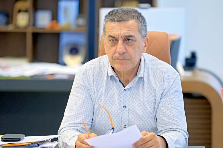 Ο Δ. Κουρέτας συγκαλεί έκτακτη σύσκεψη για την ευλογιά