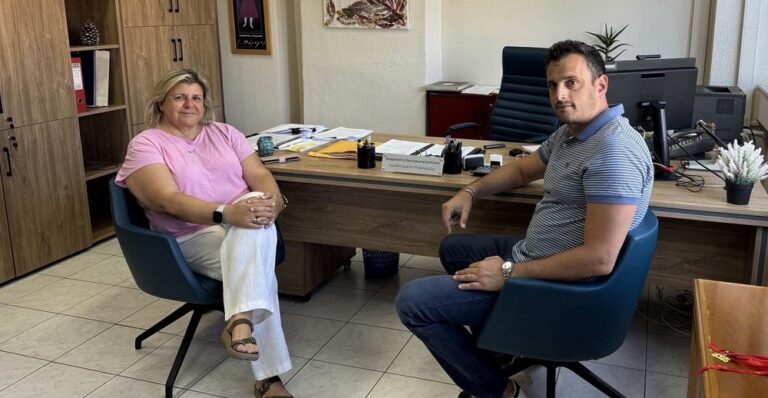 Συνάντηση του Δημάρχου Τυρνάβου με την Περιφερειακή Διευθύντρια Θεσσαλίας της ΔΥΠΑ
