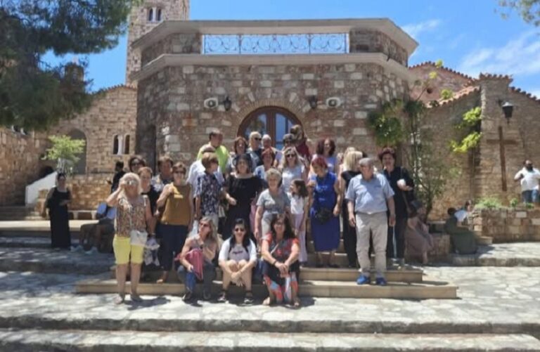 Στον Αγιο Εφραίμ Νέας Μάκρης ο Σύλλογος Γυναικών Ανάβρας