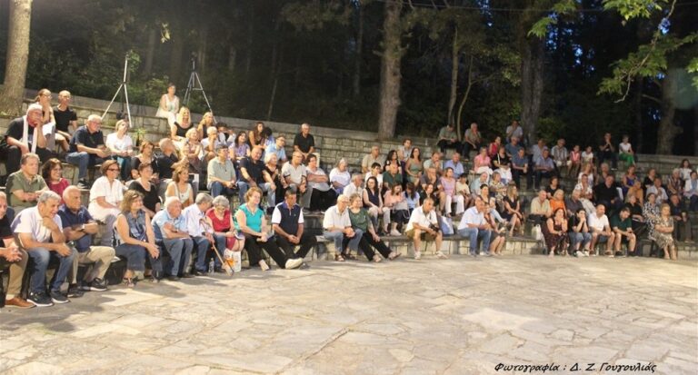 Μιλώντας για ένα βιβλίο στο «Χοροστάσι»