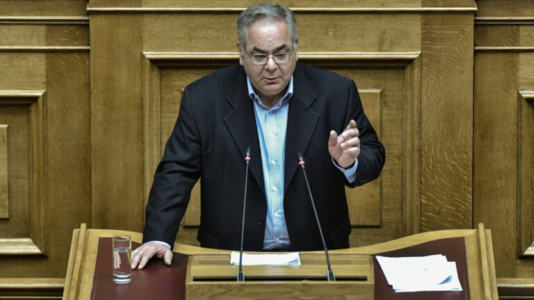 ΟΠΕΚΕΠΕ: Όταν τινάζονται τα καπάκια των υπονόμων της εκμετάλλευσης