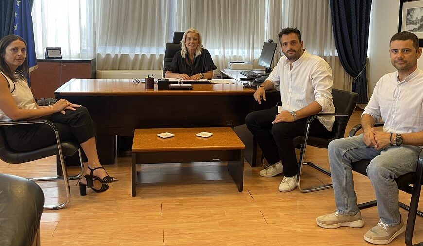 Συνάντηση του Δημάρχου Τυρνάβου με τη νέα Γ.Γ. της Αποκεντρωμένης Διοίκησης