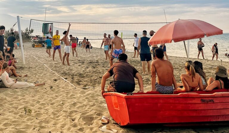 Beach Volley στα ΜΕΣΑΓΓΑΛΑ! Μια παράδοση που συνεχίζεται με ψυχή