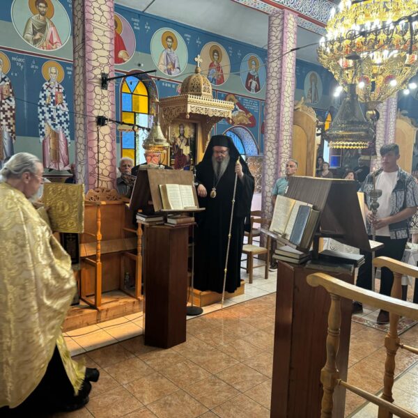 Στην Καλλιπεύκη χοροστάτησε σήμερα ο μητροπολίτης Ιερώνυμος
