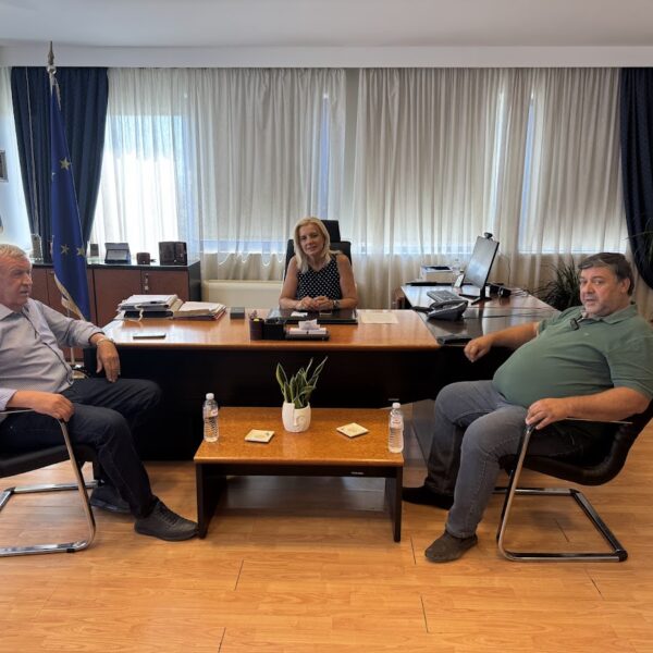 Με τη Ρένα Καραλαριώτου συναντήθηκε ο Θανάσης Νασιακόπουλος
