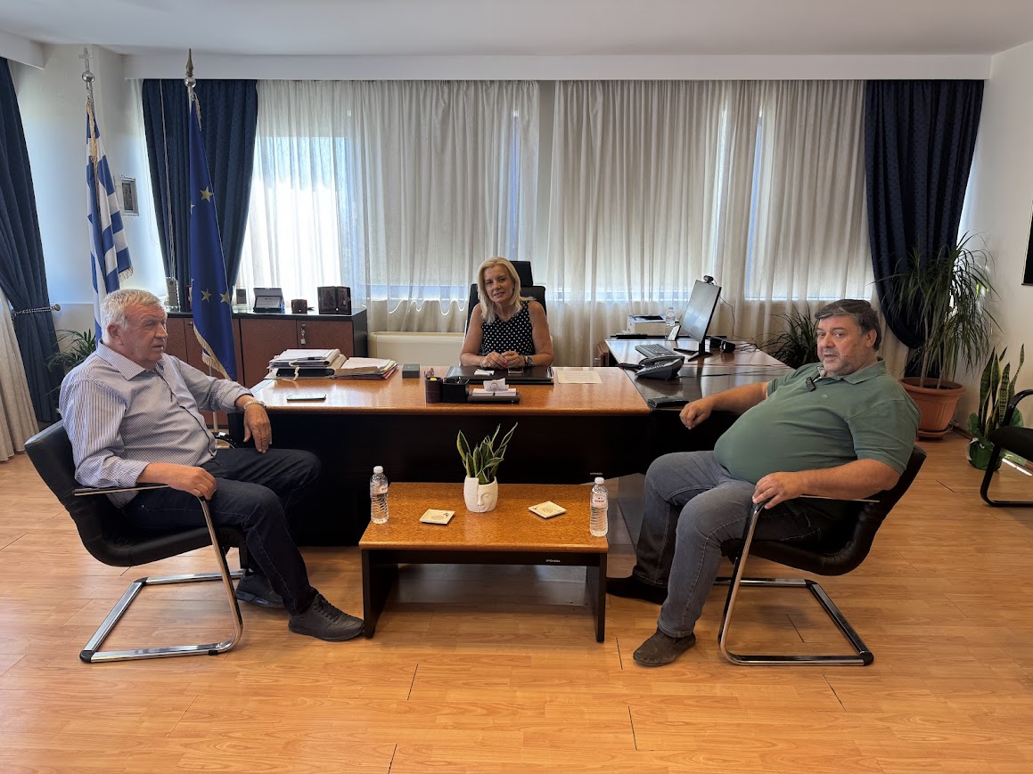 Με τη Ρένα Καραλαριώτου συναντήθηκε ο Θανάσης Νασιακόπουλος