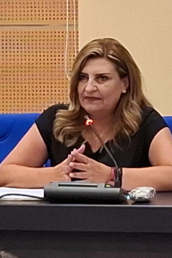 Ε. Λιακούλη: Ποινικά ελεγκτέα η διαχείριση της ευλογιάς – Σύσκεψη – κοροϊδία στο ΥΠΑΑΤ
