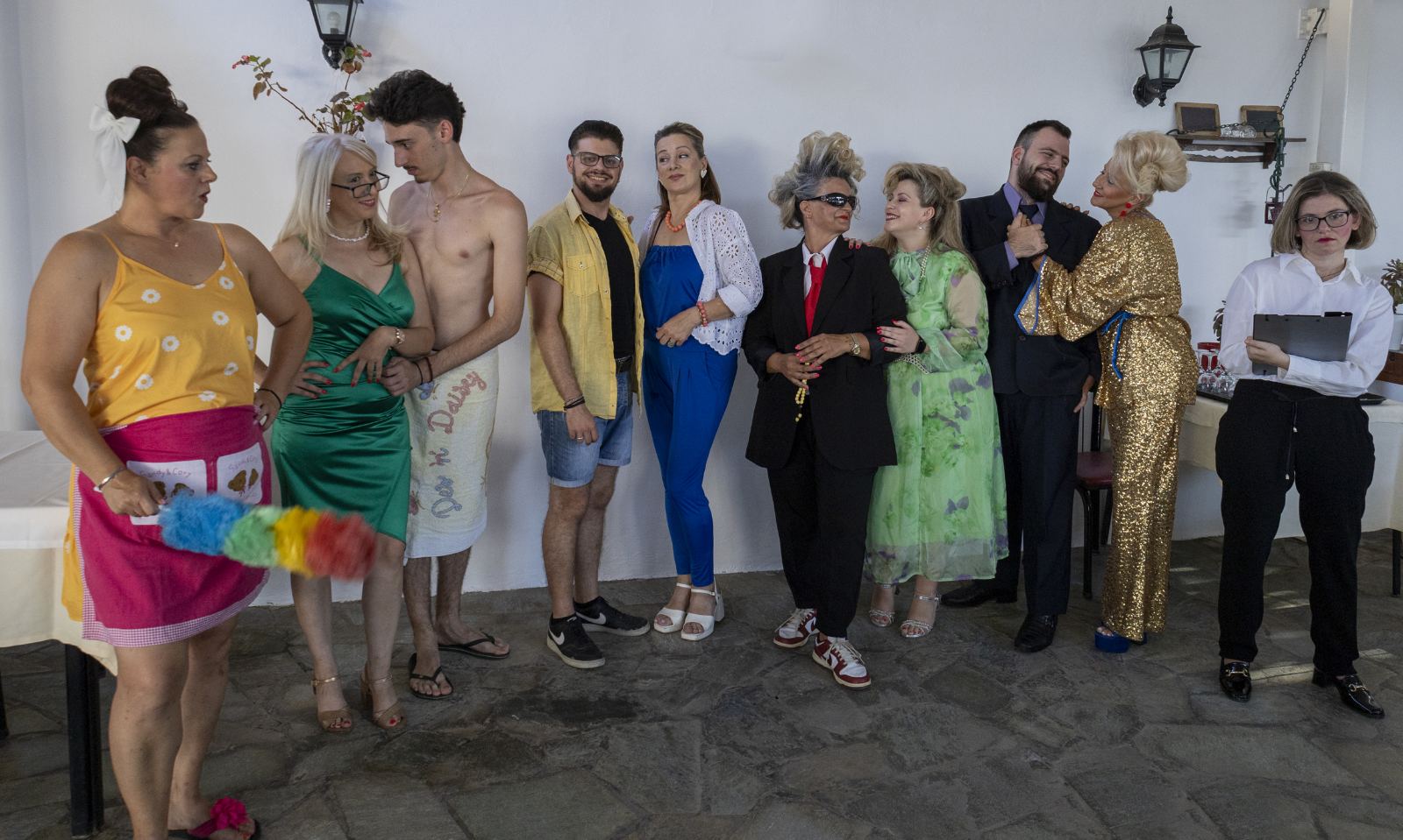 «Κανείς δεν είναι τέλειος» από τη θεατρική ομάδα του Μορφωτικού Συλλόγου Τυρνάβου