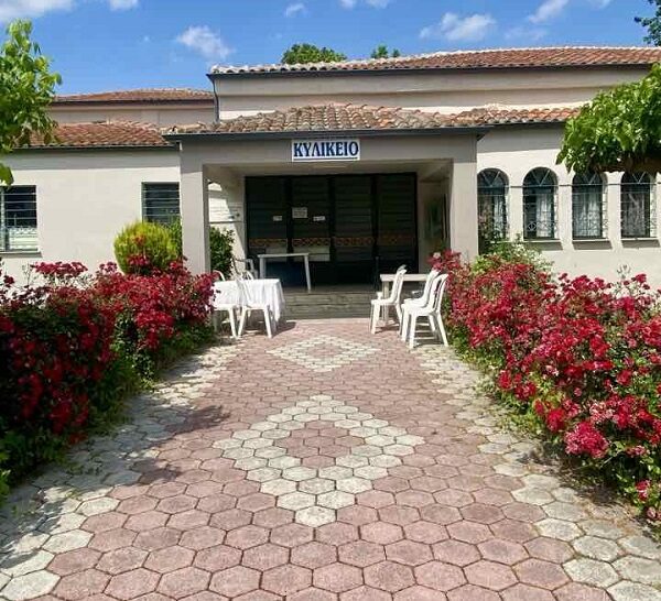 Κυλικείο Τζίτζιος στον Τύρναβο: Με σεβασμό και αξιοπρέπεια σε ευαίσθητες στιγμές