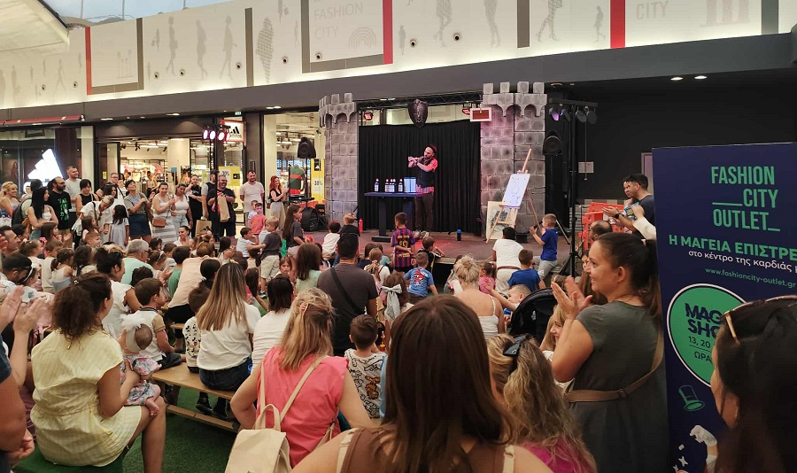 Η μαγεία επέστρεψε στο Fashion City Outlet και κάθε Σάββατο του φθινοπώρου μοναδικές παραστάσεις ξετρελαίνουν τα παιδιά!