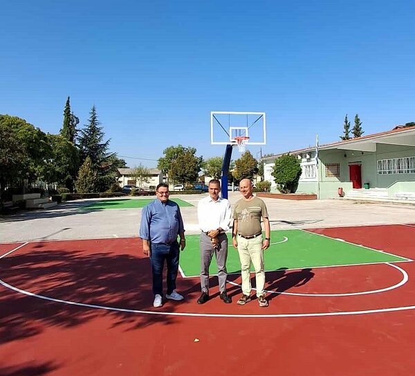 Το 12ο ΓΕΛ Λάρισας ανακαινίστηκε με το πρόγραμμα «Μαριέττα Γιαννάκου»