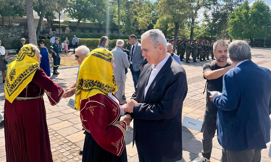Μάξιμος Χαρακόπουλος: Επαίρονται για τη σφαγή στη Σμύρνη και τη γενοκτονία…