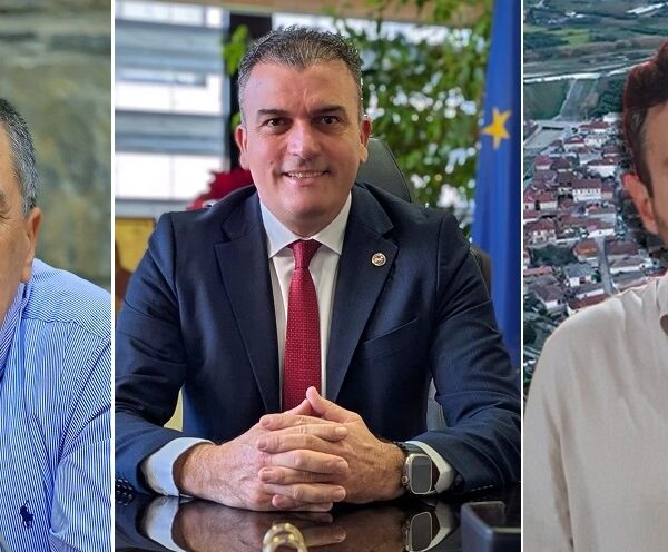 Τα πόθεν έσχες Κουρέτα, Μαμάκου και Τσικριτσή