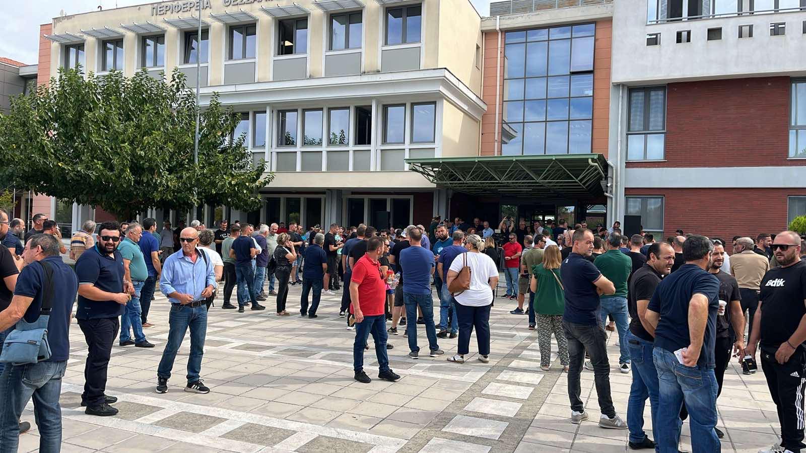 Σε απόγνωση οι κτηνοτρόφοι που ζητούν εδώ και τώρα ουσιαστική αντιμετώπιση της ευλογιάς